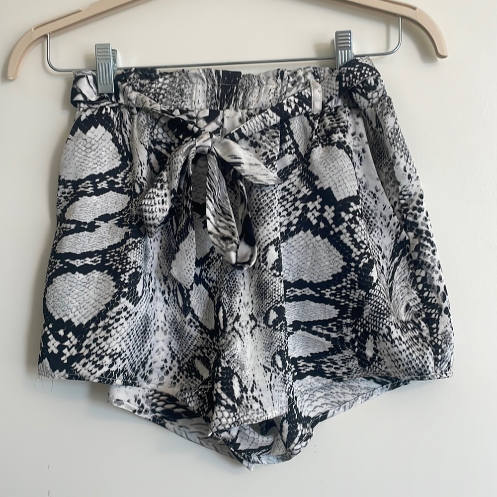 Snake print silky shorts by superdown off revolve, new with tags never worn